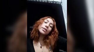 Evelynn24_ - [The redheaded babe sweetly chats and teases in front of the camera