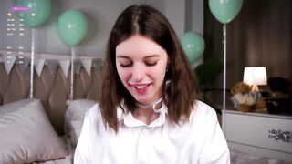 DarylBarks - Young babe sweetly chats and teases in front of the camera