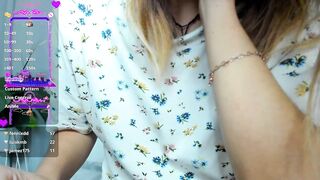 Bell_a_mi_ - [Skinny babe in lingerie teases in front of the camera and chats sweetly