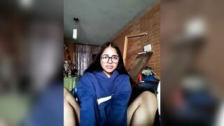 Goddess_Mar_ -  Young babe chats and teases in front of the camera