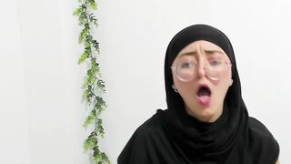 aysel_elid - [Covered babe sweetly chats and teases in front of the camera