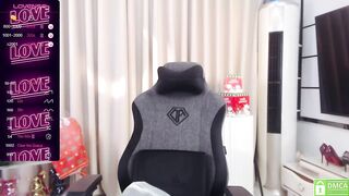 Judy0523 - A young Asian girl sweetly chatting and teasing a per