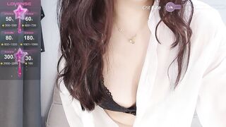 Lightmoon-baby -  Asian babe cute chatting and teasing on camera