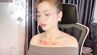 LiLi_Bae - Adorable babe sweetly chatting and teasing in front of the camera with her clothes on