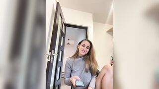 Daisyforyou - Big-boobed babe sweetly chatting and teasing in front of the camera