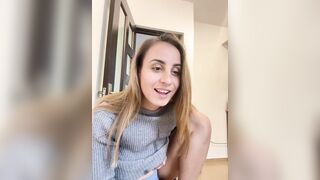 Daisyforyou - Big-boobed babe sweetly chatting and teasing in front of the camera