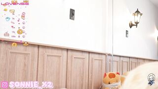 Sonnie_ - Blondie sweet talks and teases in front of the camera.