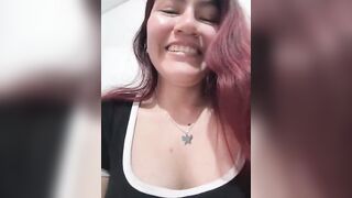 ZUCAAT -  Skinny babe dances in front of the camera and chats sweetly