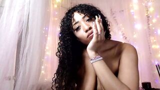 SlaveMas - Curly babe shows her tits and chatting sweetly with the chat room