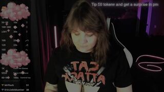 Kirca_mrr - Bubbly milf with big tits in a T-shirt sweetly chatting and teasing in front of the camera