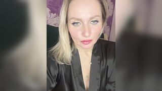 Sweetrasp -  Milfa with big tits is teased in front of the camera and enjoys lavence in her pussy