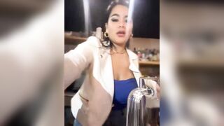 Insane_Issa - Babe is sweet-talking and filming herself at work