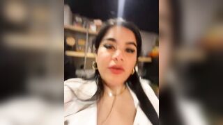 Insane_Issa - Babe is sweet-talking and filming herself at work