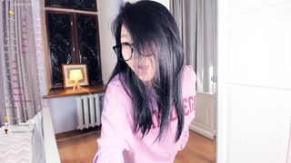 HinataBrooks - Young Asian girl sweetly chatting and dancing in front of the camera in a tank top