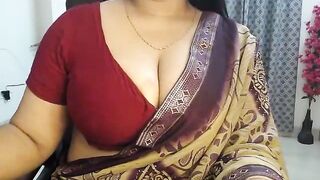 Queen_Jessia - Indian girl with big boobs sweetly chatting and teasing in her clothes in front of the camera