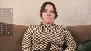 PhyllisBuffkin -Lush college girl masturbates with a vibrator and sweetly chatting in her clothes