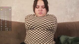 PhyllisBuffkin -Lush college girl masturbates with a vibrator and sweetly chatting in her clothes