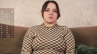 PhyllisBuffkin -Lush college girl masturbates with a vibrator and sweetly chatting in her clothes